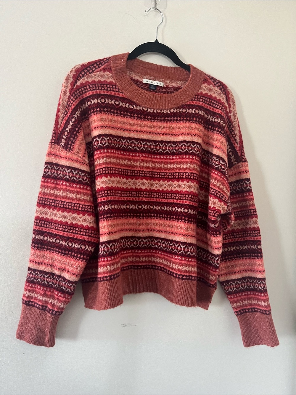 American Eagle Pink Red Fair Isle Knit Sweater Small Ski Lodge Cabin Winter Cozy